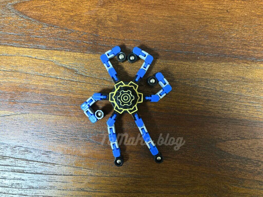 セリアの変形ハンドスピナーの写真
